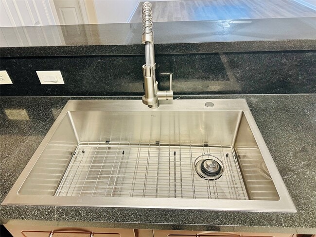 Photo - 6611 W Sam Houston Pkwy S Unidad 2C