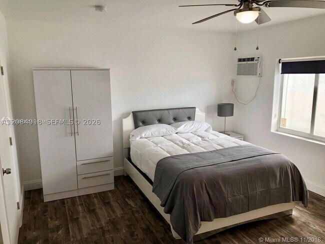 Photo - 2344 W Flagler St Unit 1