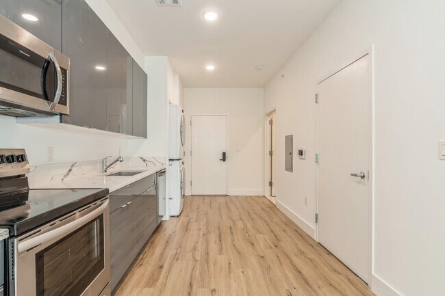 Photo - 28 Vroom St Unidad 505