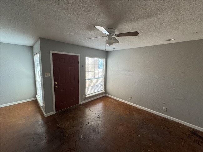 Photo - 3428 Willowrun Dr Unit 1