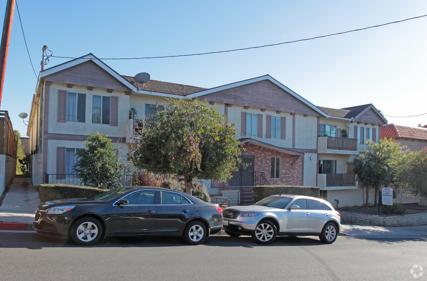 524 Raymond Avenue - 524 Raymond Avenue