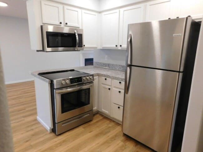 Photo - 5351 Landon St SE