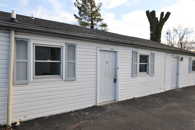 Building Photo - 4914 Fort Ave Unit C