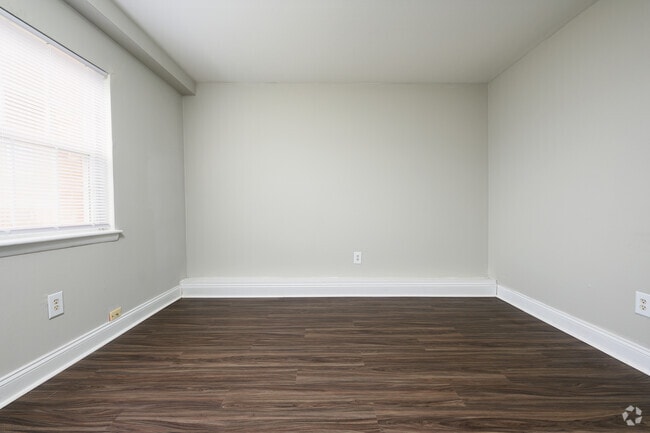 2HAB, 1BA - 900 ft² - The Bradford Apartment Homes