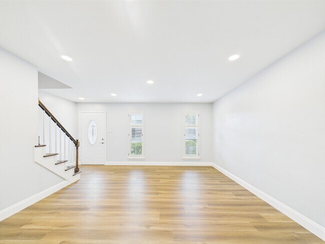Photo - 10380 Briar Forest Dr Unit 32/6