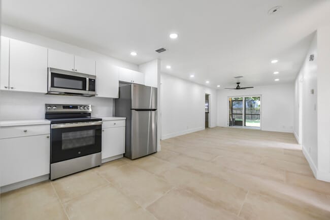 Photo - 12452 Guilford Way