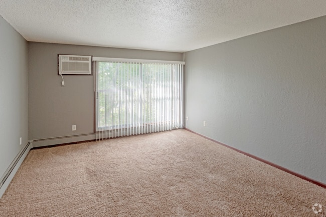 2HAB, 1BA - Village Northway