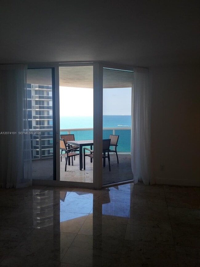 Photo - 4775 Collins Ave Unidad 2208