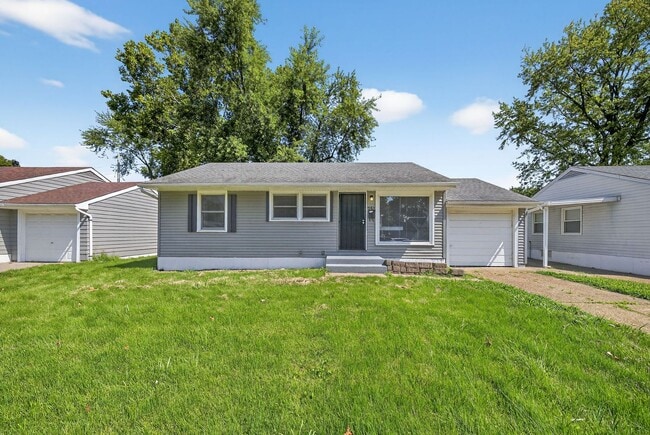 Building Photo - Section 8 Accepted Rental