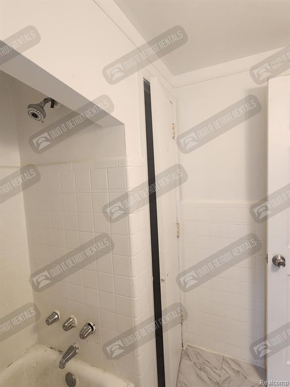 Photo - 15491 Seymour St