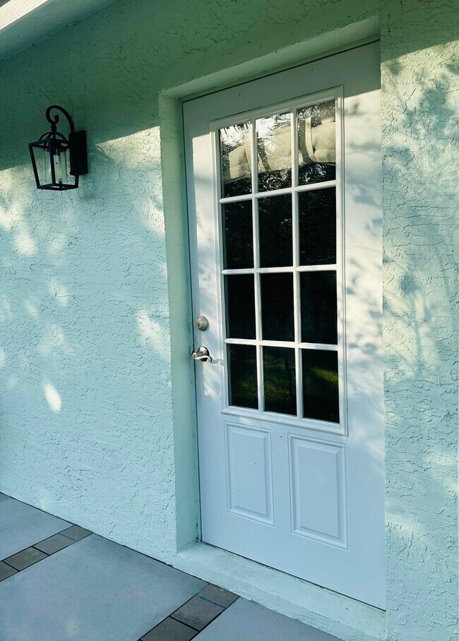 Photo - 17647 81st Ln N Unidad B