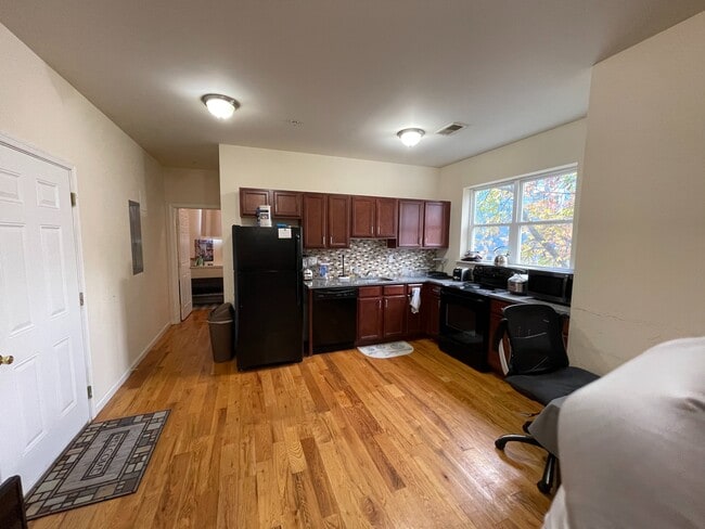 Photo - N Property Group - Temple Off Campus Housing