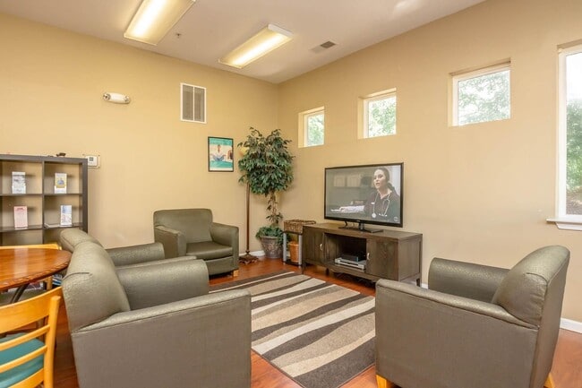 Photo - 2000 Austell Rd SW Unit 501