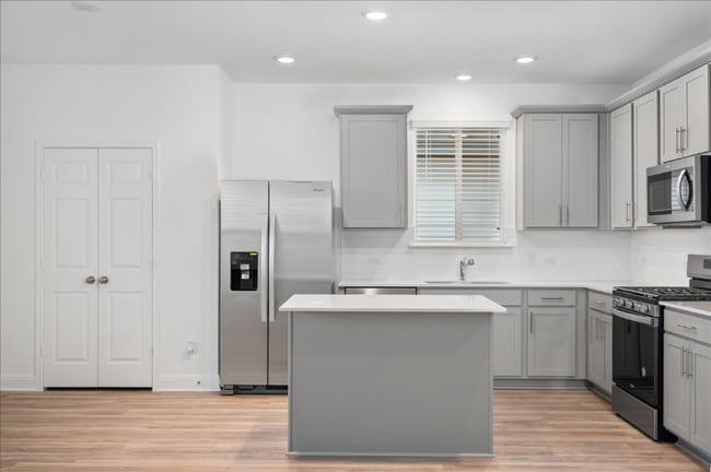 Photo - 1636 W Kerr Pass