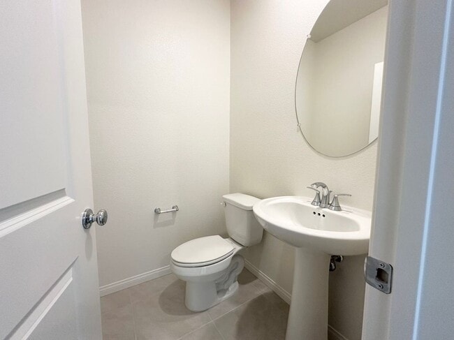 Photo - Beautiful and well-maintained home