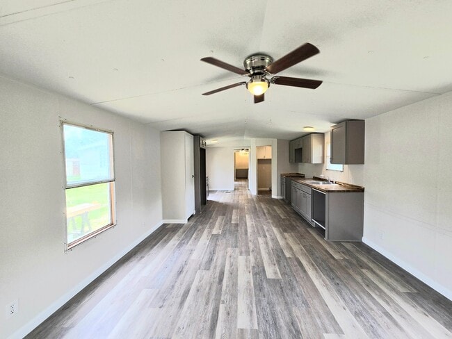 Photo - 1114 Lavender Rd