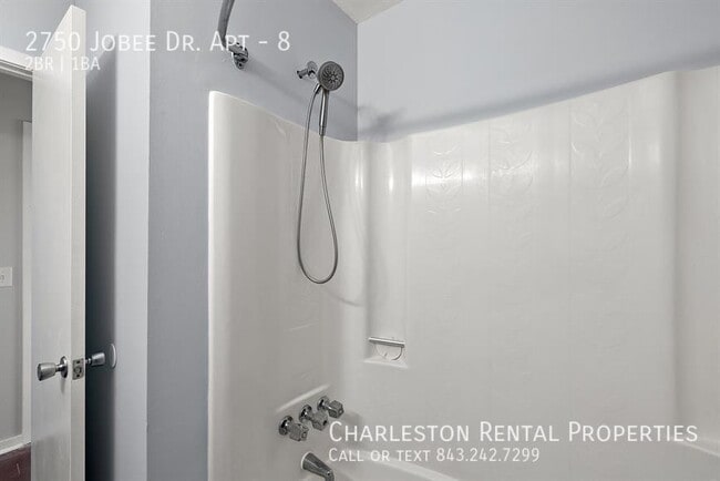Photo - 2750 Jobee Dr