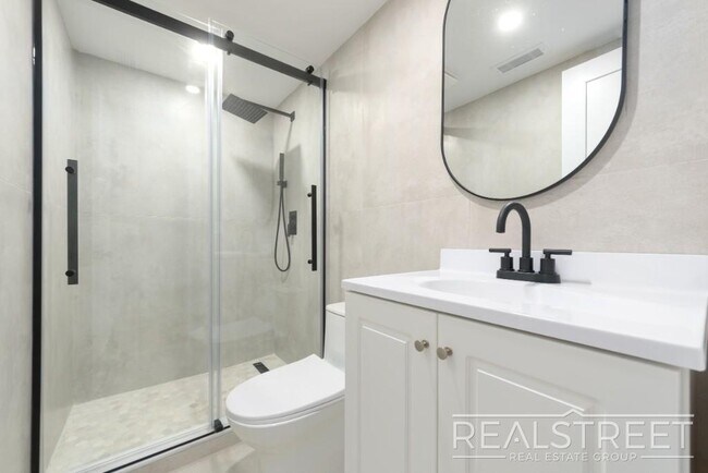 Photo - Newly Renovated 2 Bedroom in Bushwick