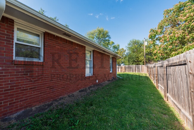 Photo - 1511 S Edwards St