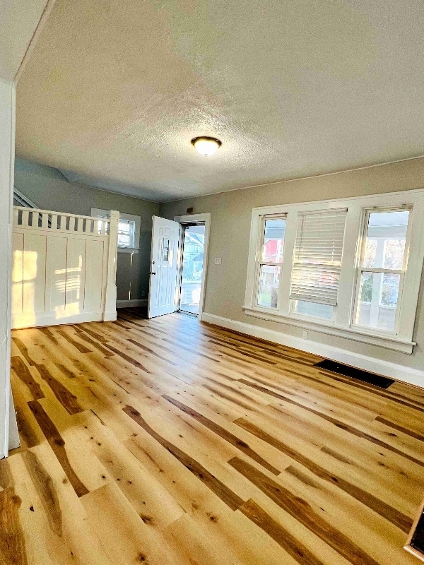 Photo - 59 W Mildred Ave