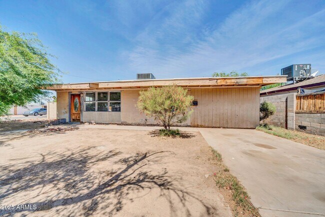 Photo - 4548 N 29th Ave