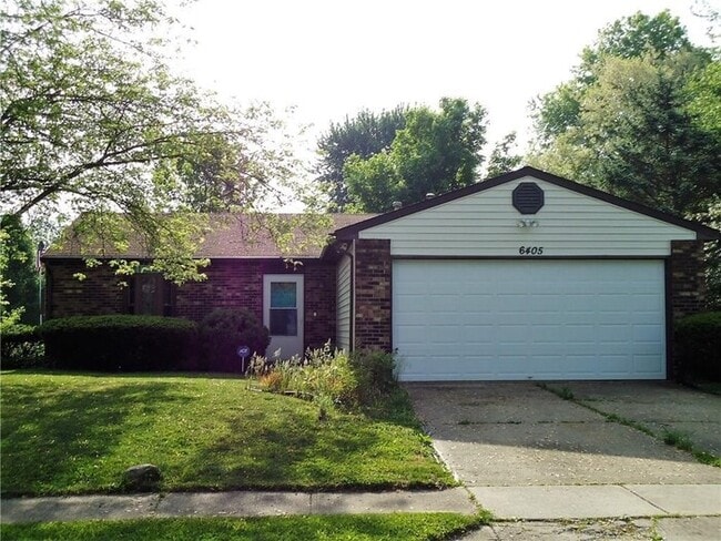 Building Photo - Brick Ranch and Fenced Yard in Decatur Twp!