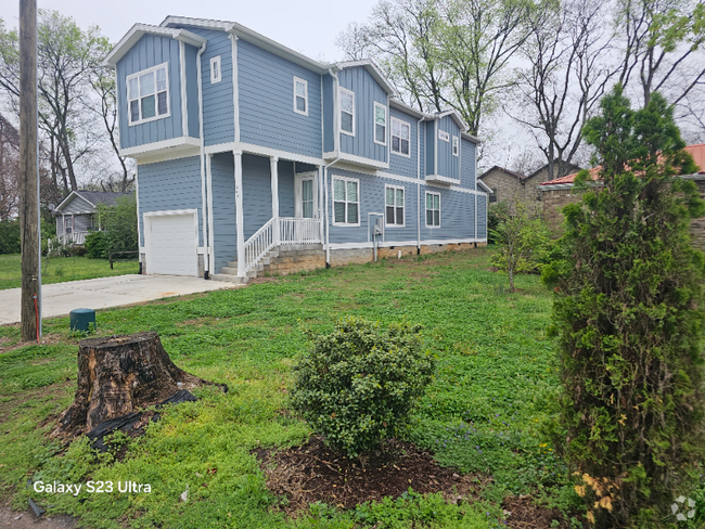 Building Photo - 409 Magnolia St Rental