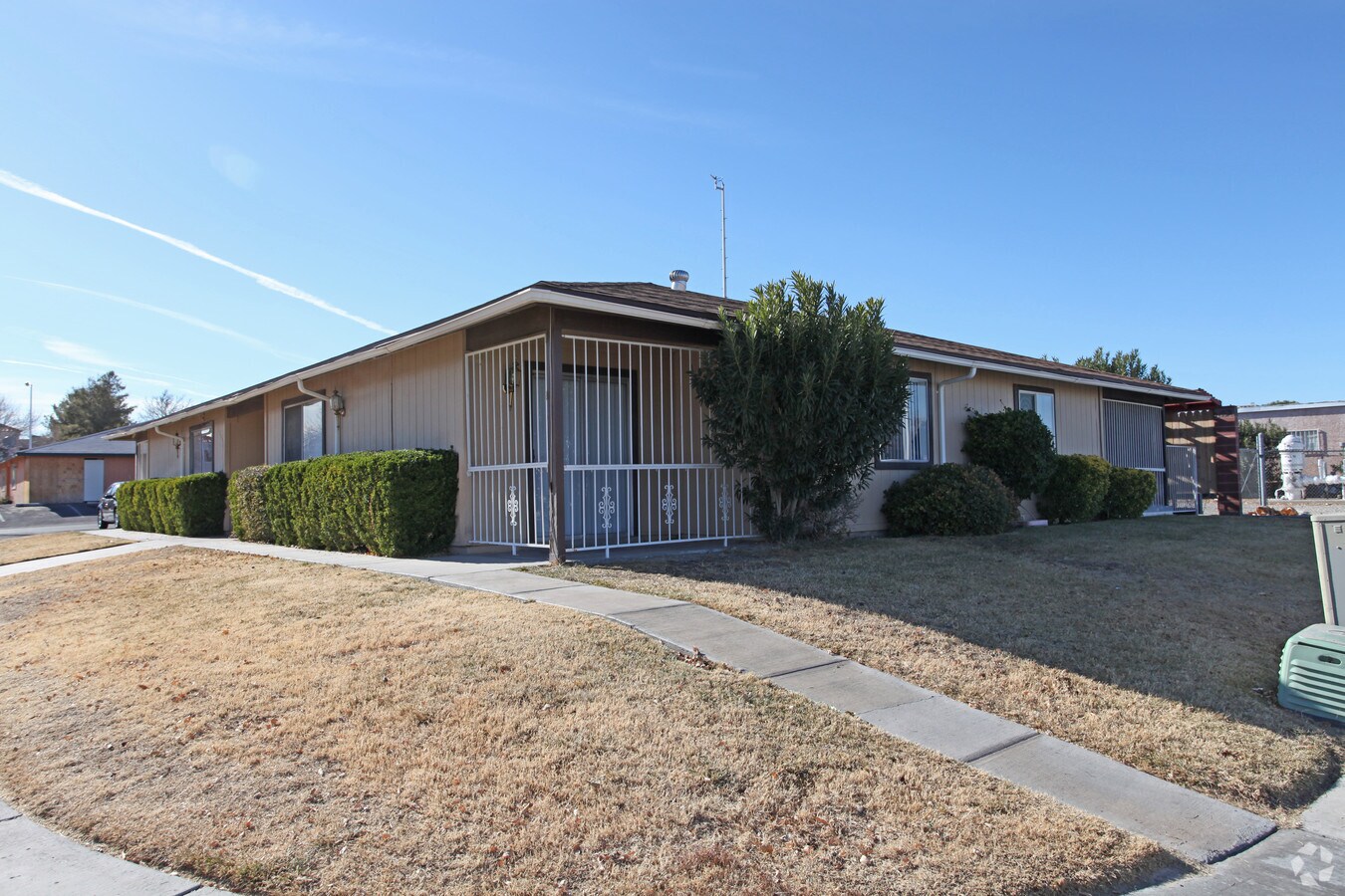 Charleston Heights - Charleston Heights Apartments