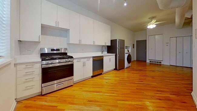 Photo - 4154-56 Lincoln Unidad 4156 2F