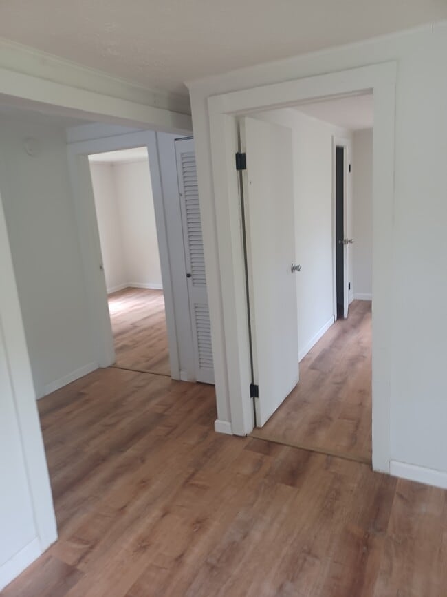 Photo - 92 Mooney Ln