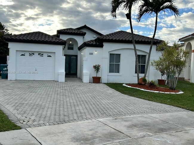 Building Photo - 820 NW 132nd Ct