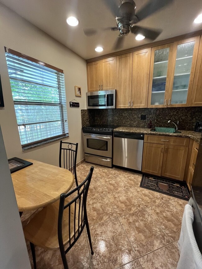 Photo - 23 Abbey Ln Unit 208