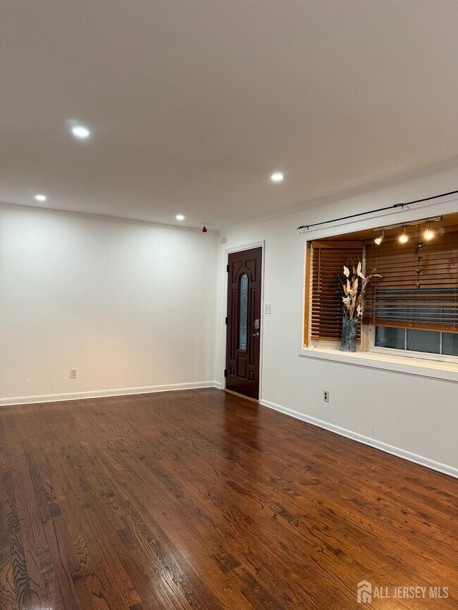 Photo - 101 Morril Dr