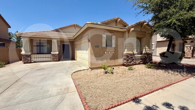 Photo - 4502 E Oxford Ln