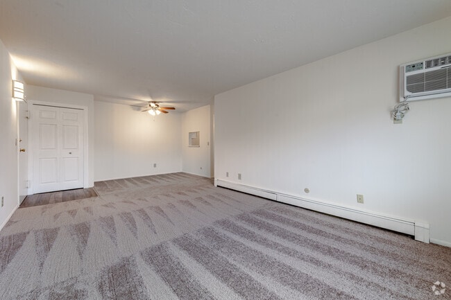 2BR, 1BA - 825SF - Normandy Manor Apartments