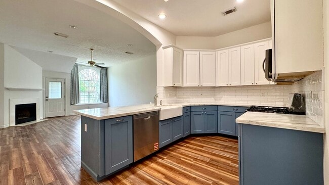 Photo - 15027 Winding Black Cherry Ln