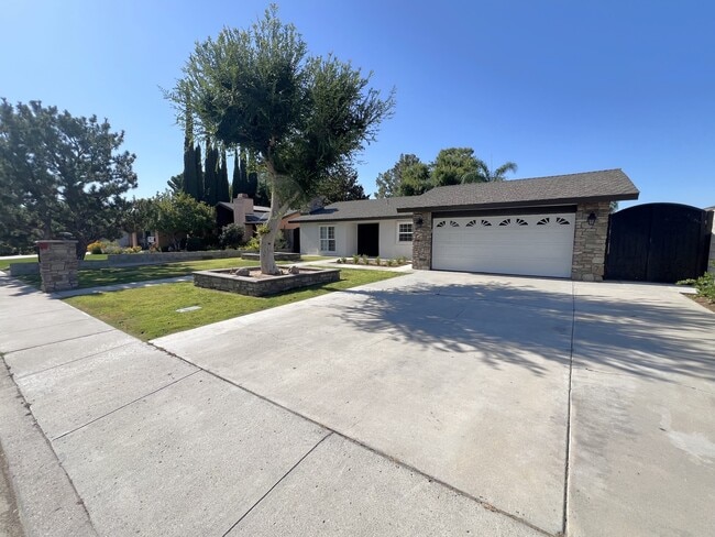 Photo - 7415 Hooper Ave