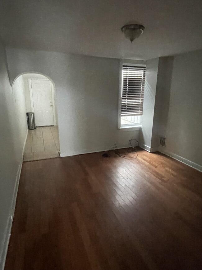 Photo - 2312 Mercer St