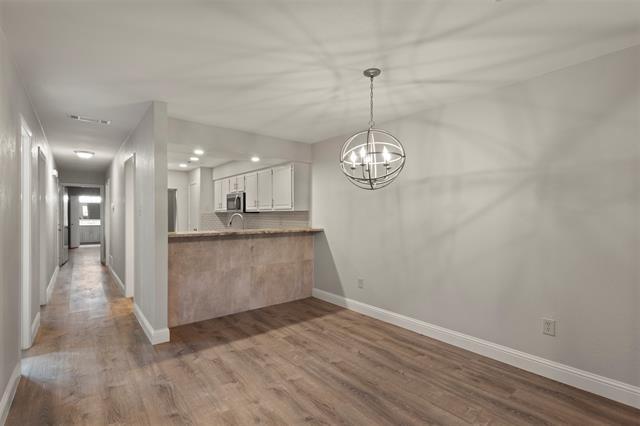 Photo - 2026 Towngate Dr