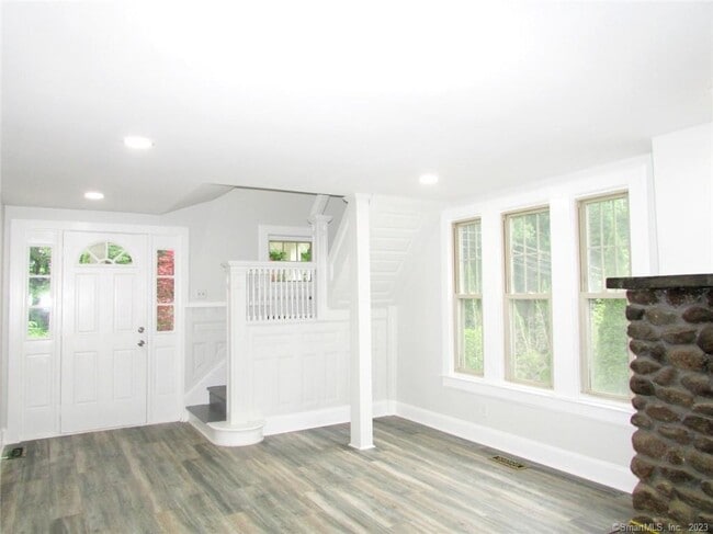 Photo - 93 New Harwinton Rd