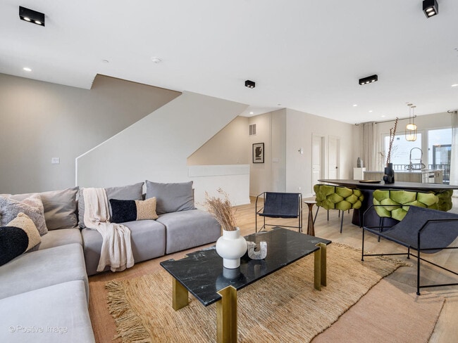 Photo - 3016 Birch Ln