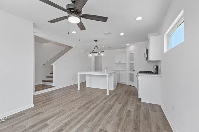 3613 Meadow Vista Ln.