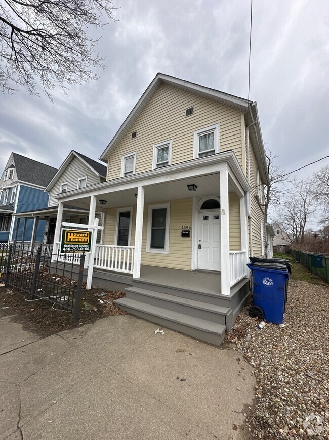 Building Photo - 1396 E 45th St Rental