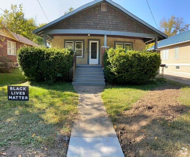 Building Photo - 103 Anderson Ave Rental