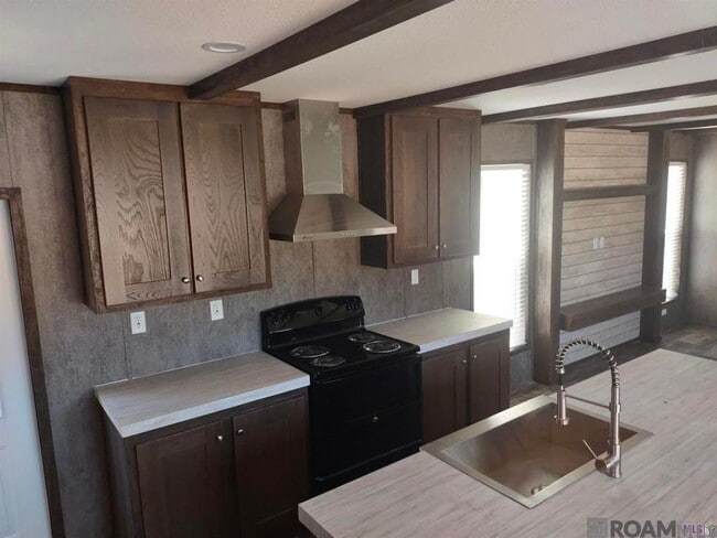 Photo - 18884 Scivicque Ln