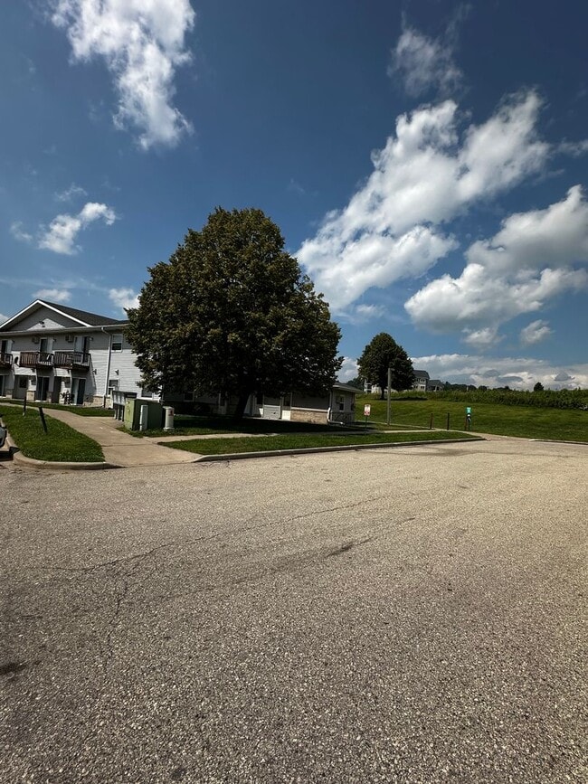 Photo - Cozy One Bedroom Apartment in Black River! Unidad RY155A-134