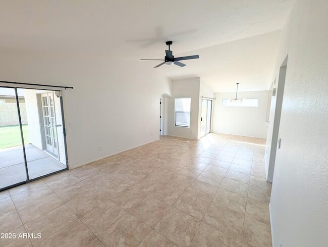 Photo - 11807 N 76th Ave