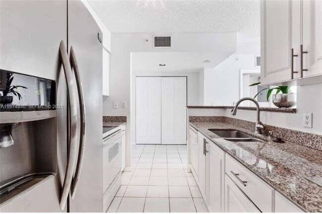 Photo - 1155 Brickell Bay Dr Unidad 1705