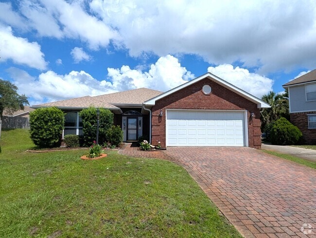 Building Photo - 462 Sandmore Shores Dr Rental