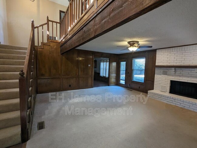 Photo - 2630 W Washington Pl